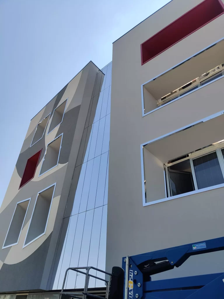 Nuova Scuola ITI Leonardo da Vinci; Firenze; esterno;